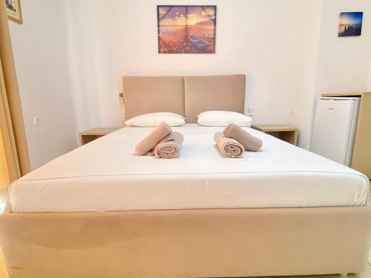 Foti Rooms Himare Bagian luar foto