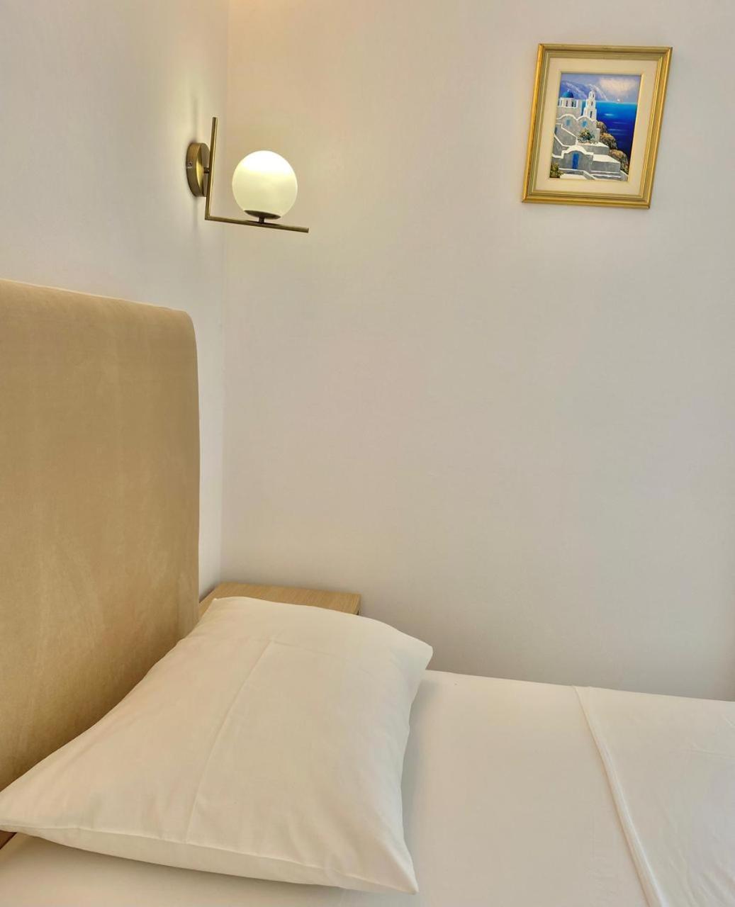 Foti Rooms Himare Bagian luar foto