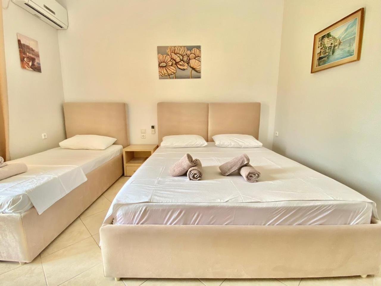 Foti Rooms Himare Bagian luar foto