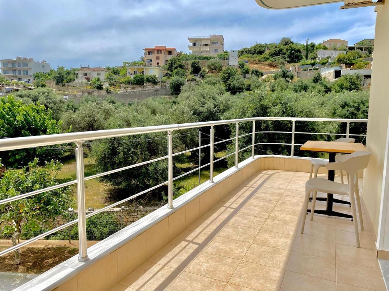 Foti Rooms Himare Bagian luar foto