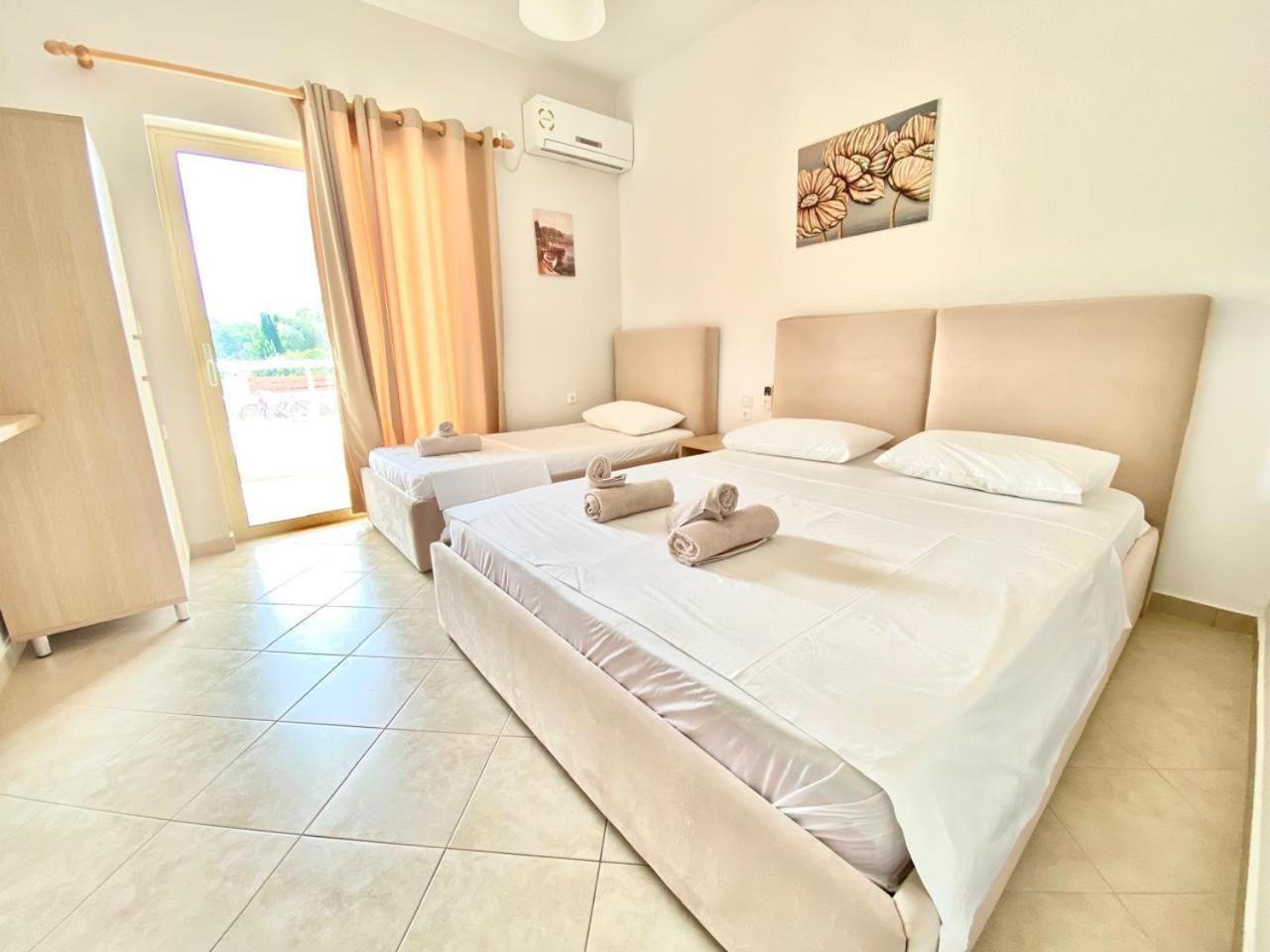 Foti Rooms Himare Bagian luar foto