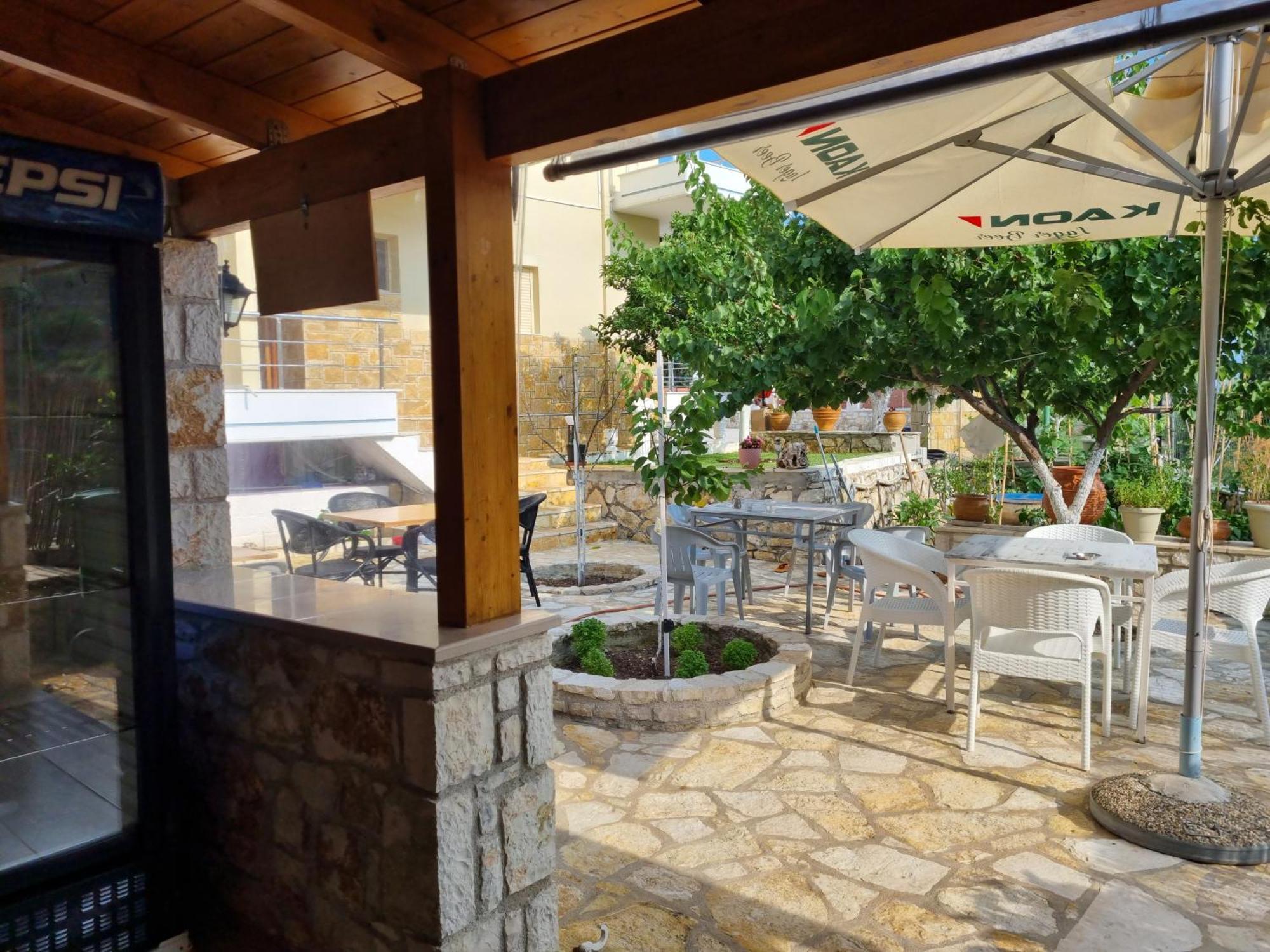 Foti Rooms Himare Bagian luar foto